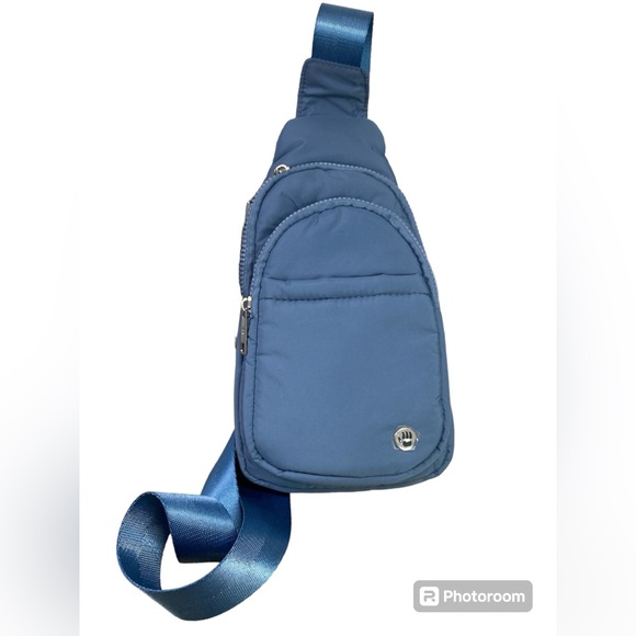 BearPaw Handbags - BEARPAW Crossbody Adjustable Mini Sling Bag